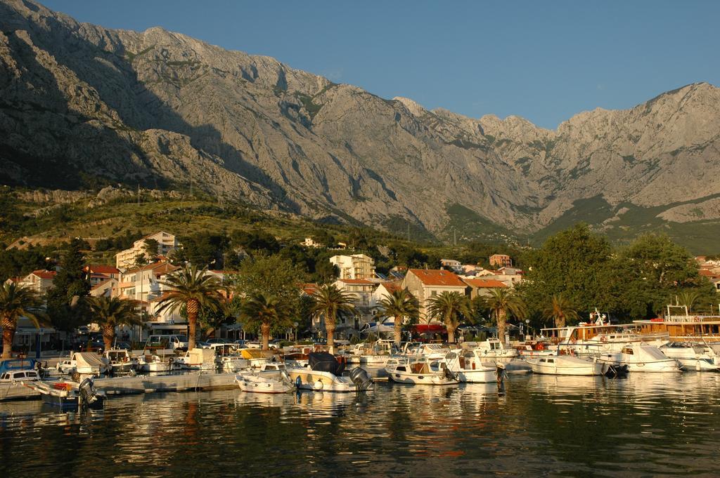 New Gallery Apartment With Beautiful View Baška Voda Eksteriør billede
