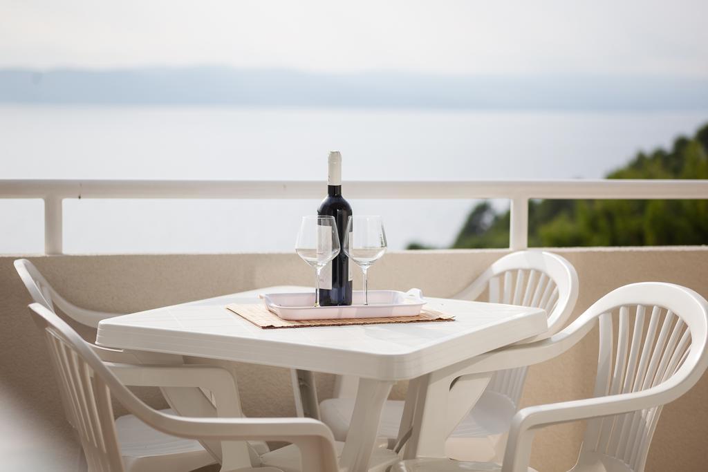 New Gallery Apartment With Beautiful View Baška Voda Eksteriør billede