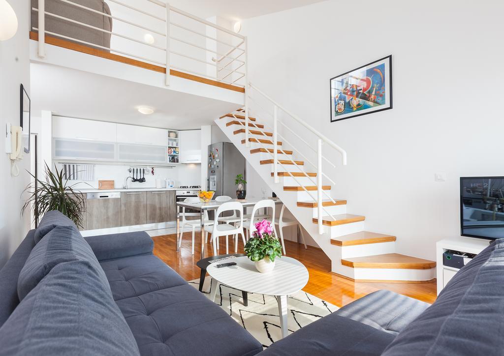 New Gallery Apartment With Beautiful View Baška Voda Eksteriør billede