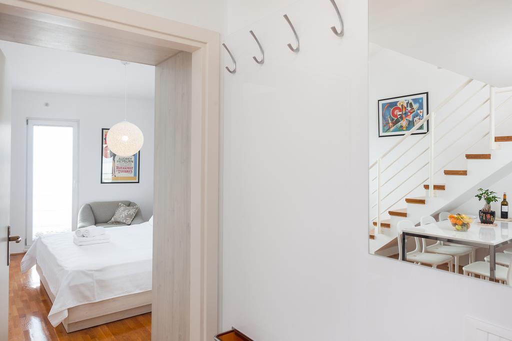 New Gallery Apartment With Beautiful View Baška Voda Eksteriør billede
